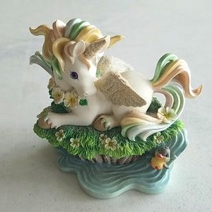 The Hamilton collection rainbow dreams figurine